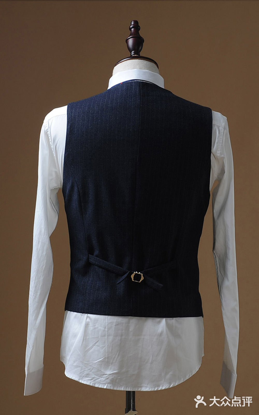 奥纳英乔西服礼服西装高级定制(世纪大道店)