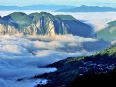 -梭布垭石林景区