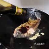 酸菜红烧金鲳鱼，高蛋白低脂肪为健康打call！