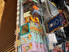 -VENCHI 闻绮(上海佛罗伦萨小镇店)