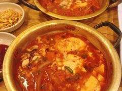 海鲜豆腐锅-金北顺大锅家(신사본점)