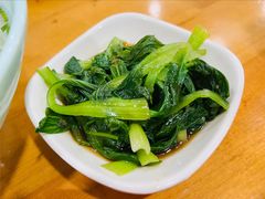 青菜-潘国仙耳光馄饨(黄家阙路店)