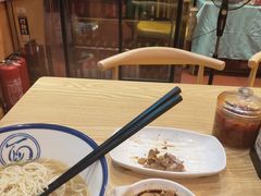 -禧凰·老上海白斩鸡辣肉面店