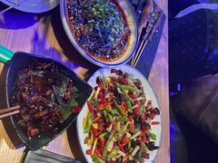-临界音乐酒馆·小龙虾·江湖菜(华熙LIVE·鱼洞店)