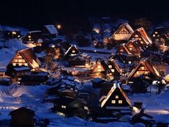 -白川乡与五箇山的合掌构造村落