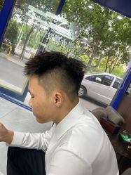 -大人物·男士理发馆