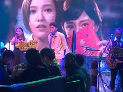 -爱啤精酿·民谣酒馆(滨江店)