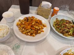 -鑫巴蜀小镇 · 水煮鱼专研店(玉桥店)