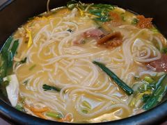 -银米·云南传统过桥米线(双廊黑金冠店)