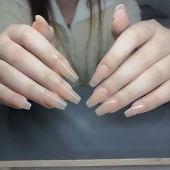 -UGIRL有个美甲