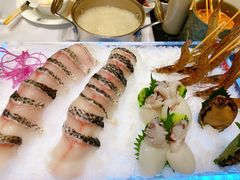 -红鼎豆捞·非遗鲍皇汤火锅(宝丰路店)