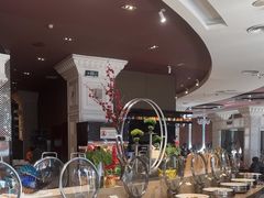 -荣誉国际酒店-云顶旋转餐厅