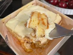 白色提拉米苏-OUR Bakery(三里屯太古里店)