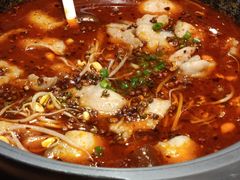 -渝是乎酸菜鱼(龙旗购物中心店)