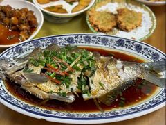 -芦茨金富饭庄·25年老字号·专做稻草鸡