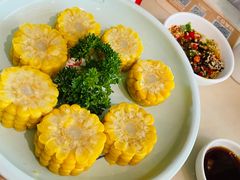 -左庭右院鲜牛肉火锅(浦江欢乐颂店)