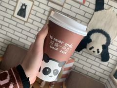 不正宗的鸳鸯奶茶-熊猫一间店欧式奶茶铺