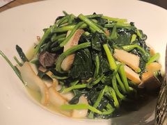 -小三峡食府(西五路店)