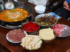 -猪肉摊地摊火锅(陕西路店)