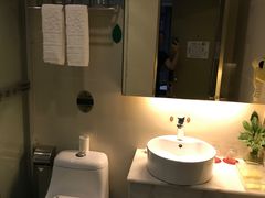 -创兴达酒店(深圳兴东地铁站店)