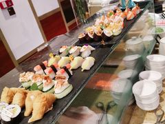 -大中华希尔顿酒店-念自助餐·嗨啤·小龙虾