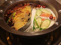 -钢管厂五区小郡肝串串香(滨江店)