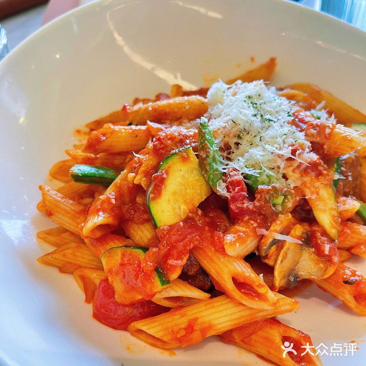 超适合情侣约会的餐厅 龙湖里一层 ️环境很棒