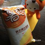 咔滋咔滋。味道出乎意料,辣辣的很开胃,有一点点的微酸