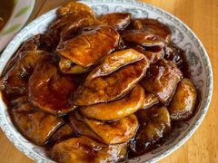 -胡子饮食店
