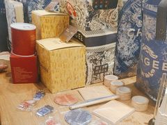 -霸王茶姬(上海静安大悦城店)