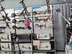 -迪卡侬(高新万达店)