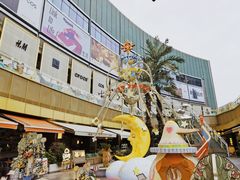 -上海世纪汇广场