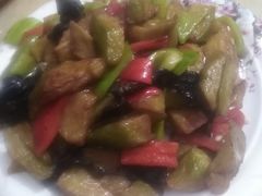 招牌美食-冯记白土岗辣子鸡