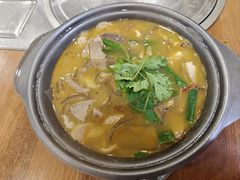 -旧街市鲜货老火锅(大光路店)