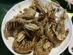 -四川小胡子海鲜(丁村万人海鲜广场店)