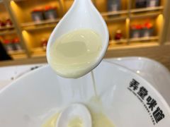 -弄堂咪道-饭香·面香·馄饨香(汇锦广场店)