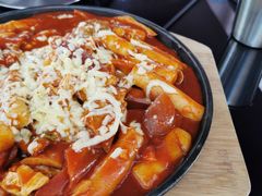 海鲜芝士炒年糕-MI WU FACTORY米屋美食工厂餐厅(绿地店)