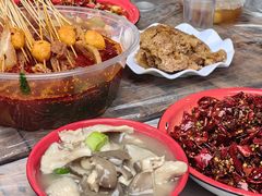 -十一街苍蝇馆子转经消江湖菜(九眼桥十一街店)