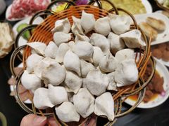 菊花火锅饺-华强阁菊花宴自助火锅店