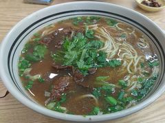 -小马牛肉面·牛骨熬制(南京博物院店)