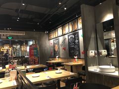 大堂-棒约翰比萨·意面(张江长泰店)