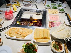 -海底捞火锅鲜切牛肉主题店(长寿路店)