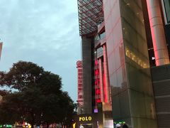 -上海世茂广场(南京东路店)