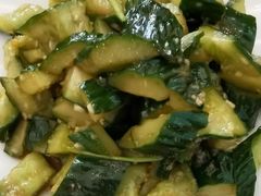 拍黄瓜-诺敏塔拉奶茶-布里亚特包子-手把肉(锦都会店)