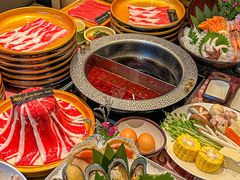 -牛YO寿喜烧·铁板烧和牛火锅自助(市府恒隆店)