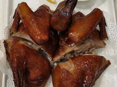 传统烧乳鸽-海皇酒家(钰海万国汇购物广场店)
