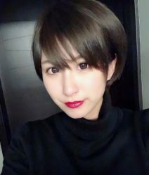 -Godhands美发设计沙龙