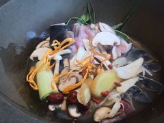 -咕嘟草帽鱼·牛奶一样的鲜鱼汤(包河万达广场创始店)