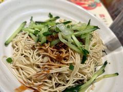 -肥肥虾庄·金牌油焖大虾(东湖欢乐谷店)