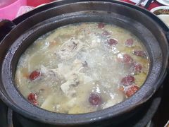 -花苑美食横琴生蚝火锅(拱北粤华路店)